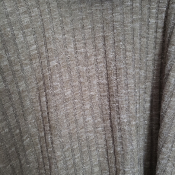 BP. Cozy Ribbed Turtleneck Top Olive Italy - Picture 10 of 11